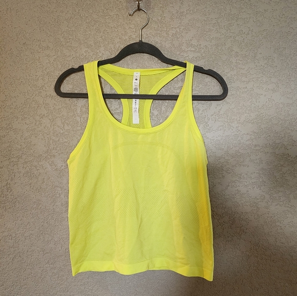 Lululemon Neon Yellow Tank Top Size 8 - Picture 1 of 3